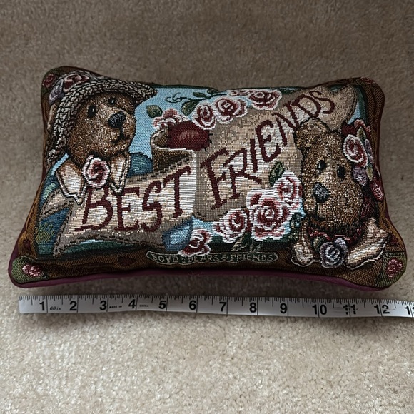 EUC Boyd’s Bear Pillow - Picture 3 of 4